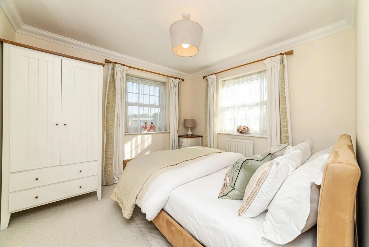 Hambledon Way, Sherfield on Loddon, RG27, photo 23