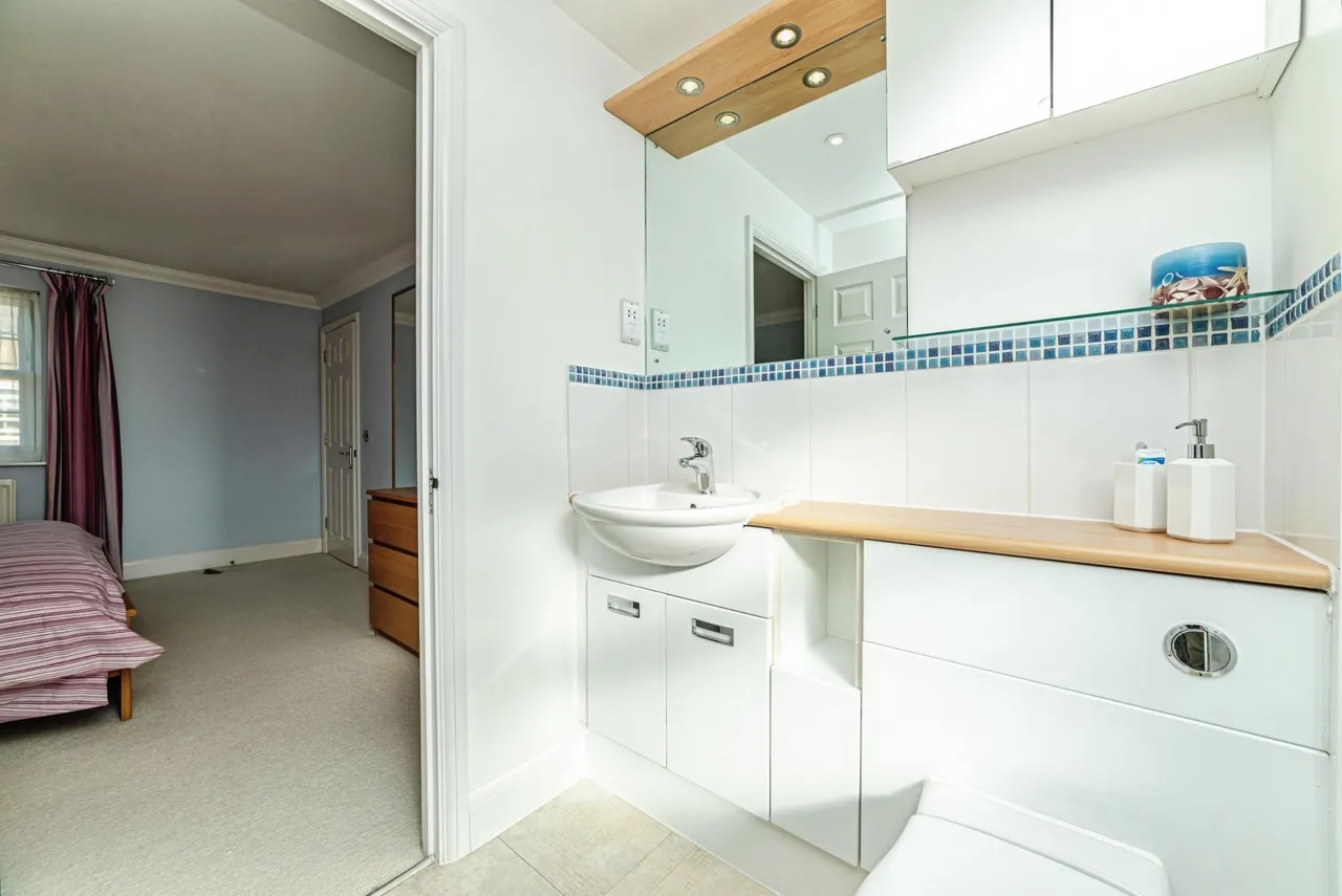Hambledon Way, Sherfield on Loddon, RG27, photo 21