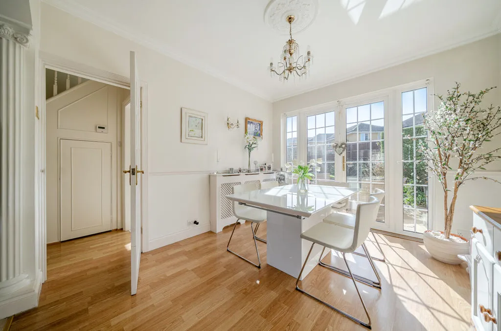 Sparrows Lane, New Eltham, SE9, photo 13