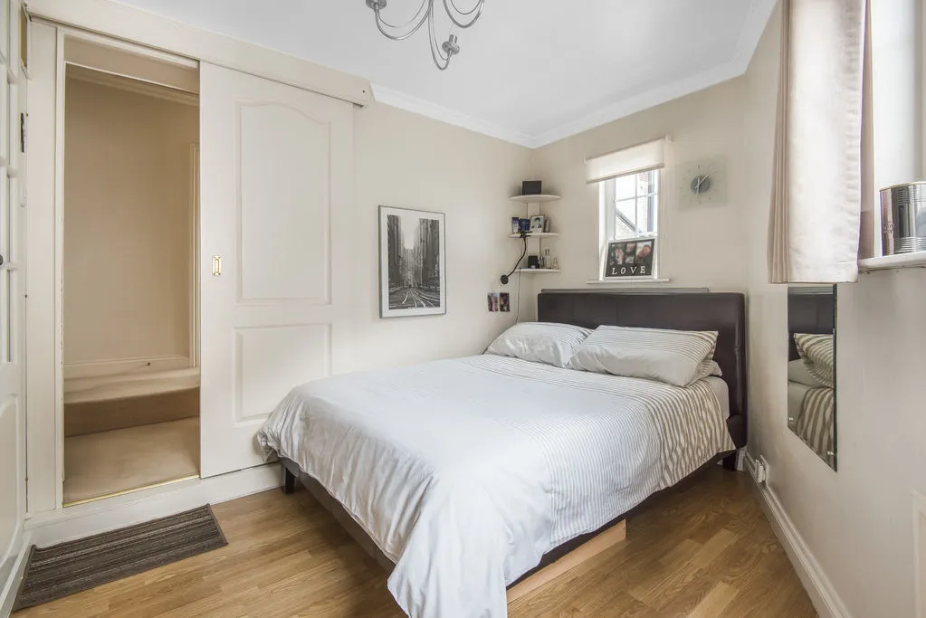 Sparrows Lane, New Eltham, SE9, photo 8
