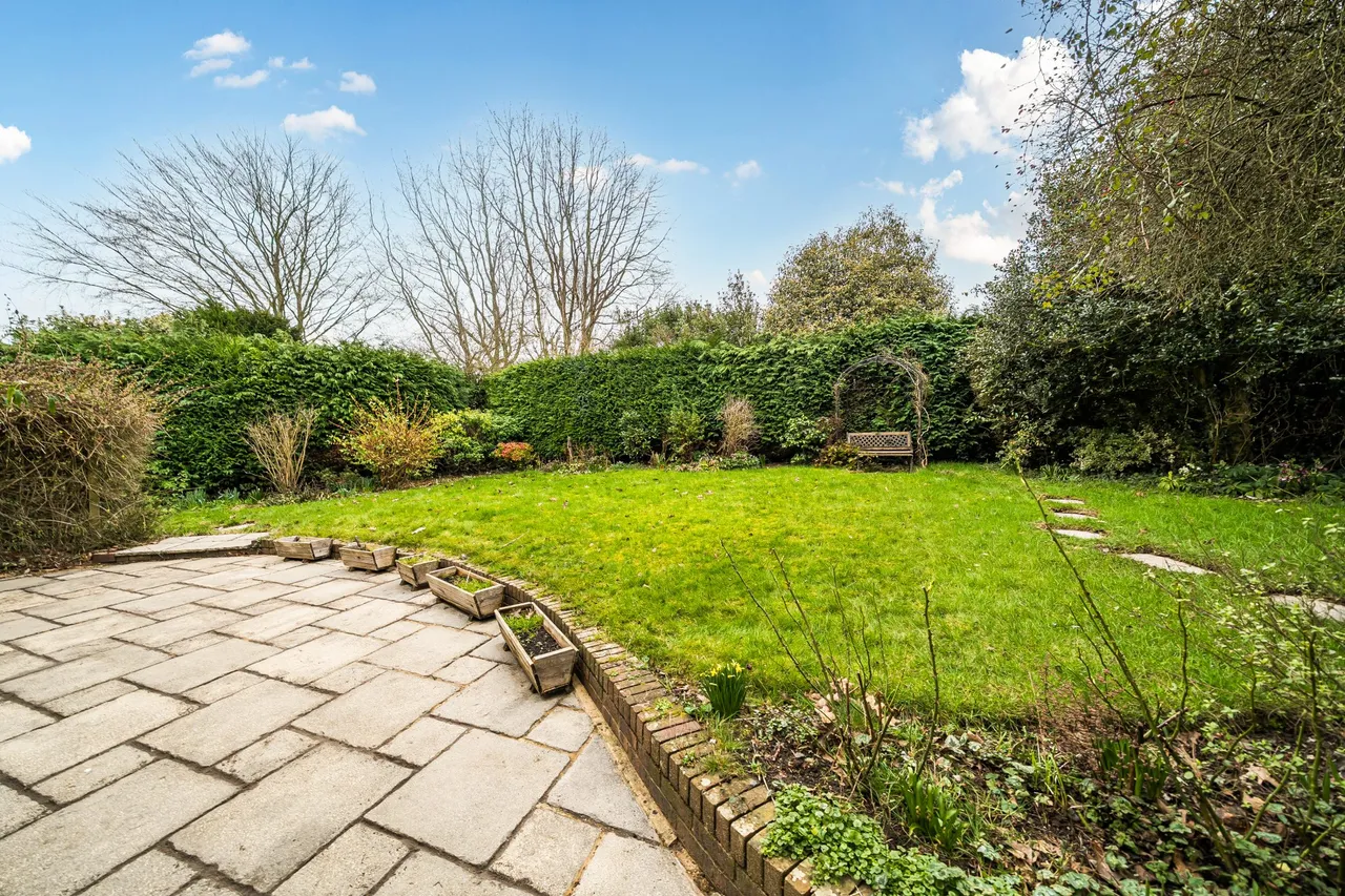 Reyntiens View, Odiham, Hook, RG29 1AF, photo 17