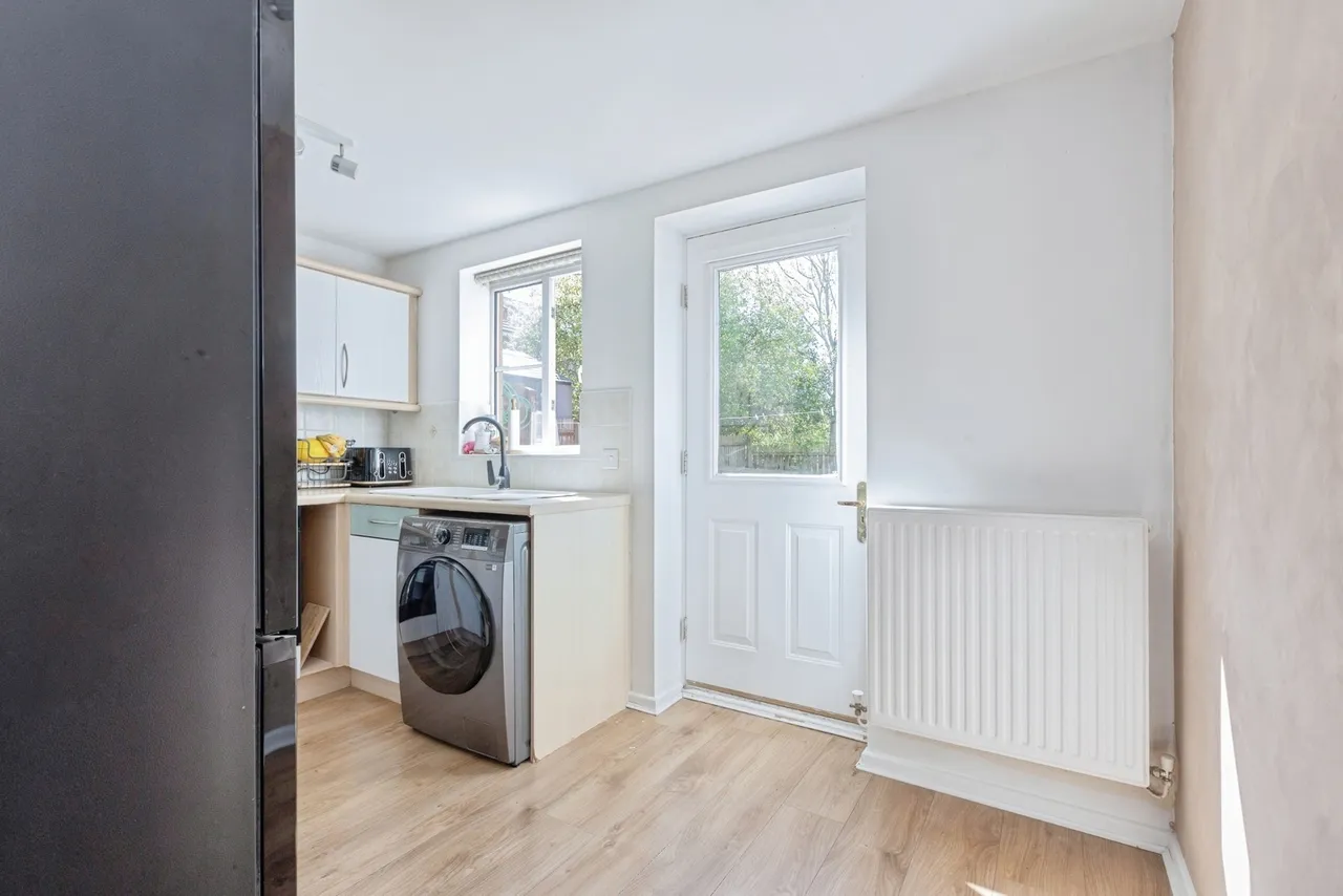 Coltsfoot Road, Hamilton, LE5, photo 8