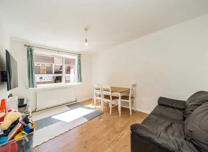 Marlborough Road, Archway, N19, photo 2