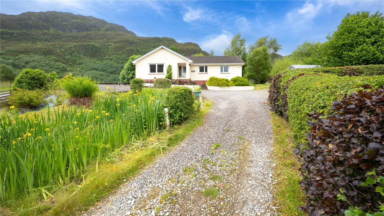 White Falls, Camusluinie, Kyle, Highland, IV40 8EA, photo 19