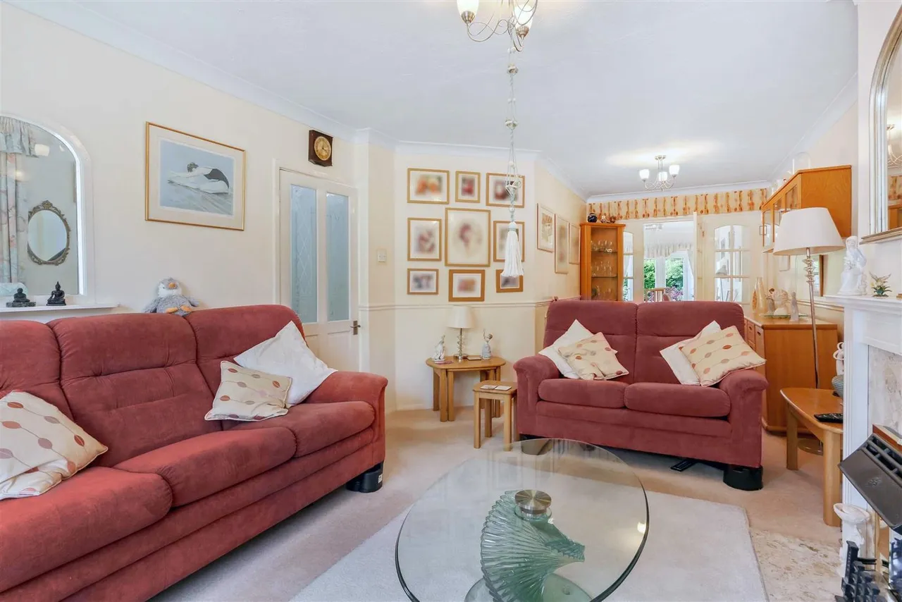 Chapel Way, Epsom Downs, Surrey, KT18 5TB, photo 4