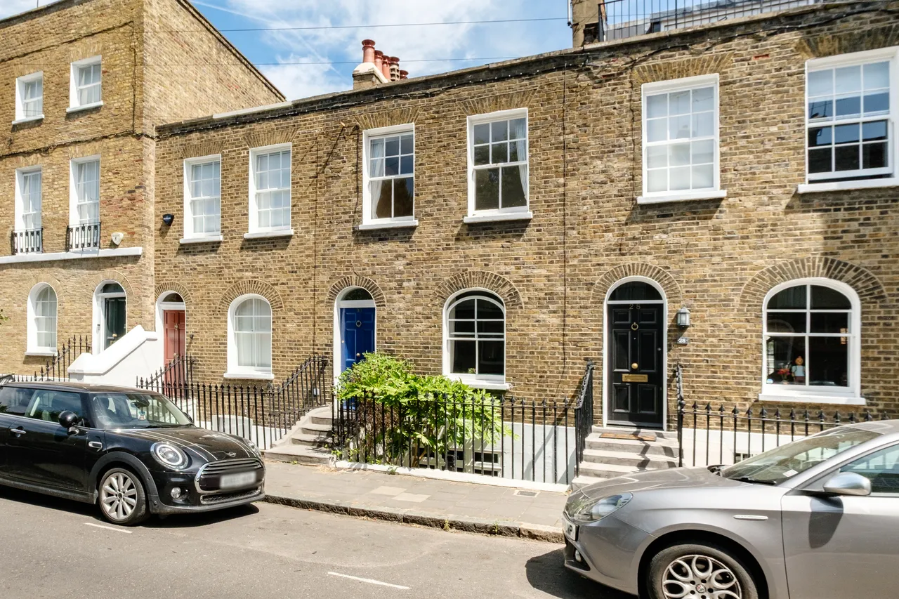 2 bed house for sale — Halton Road, London, N1