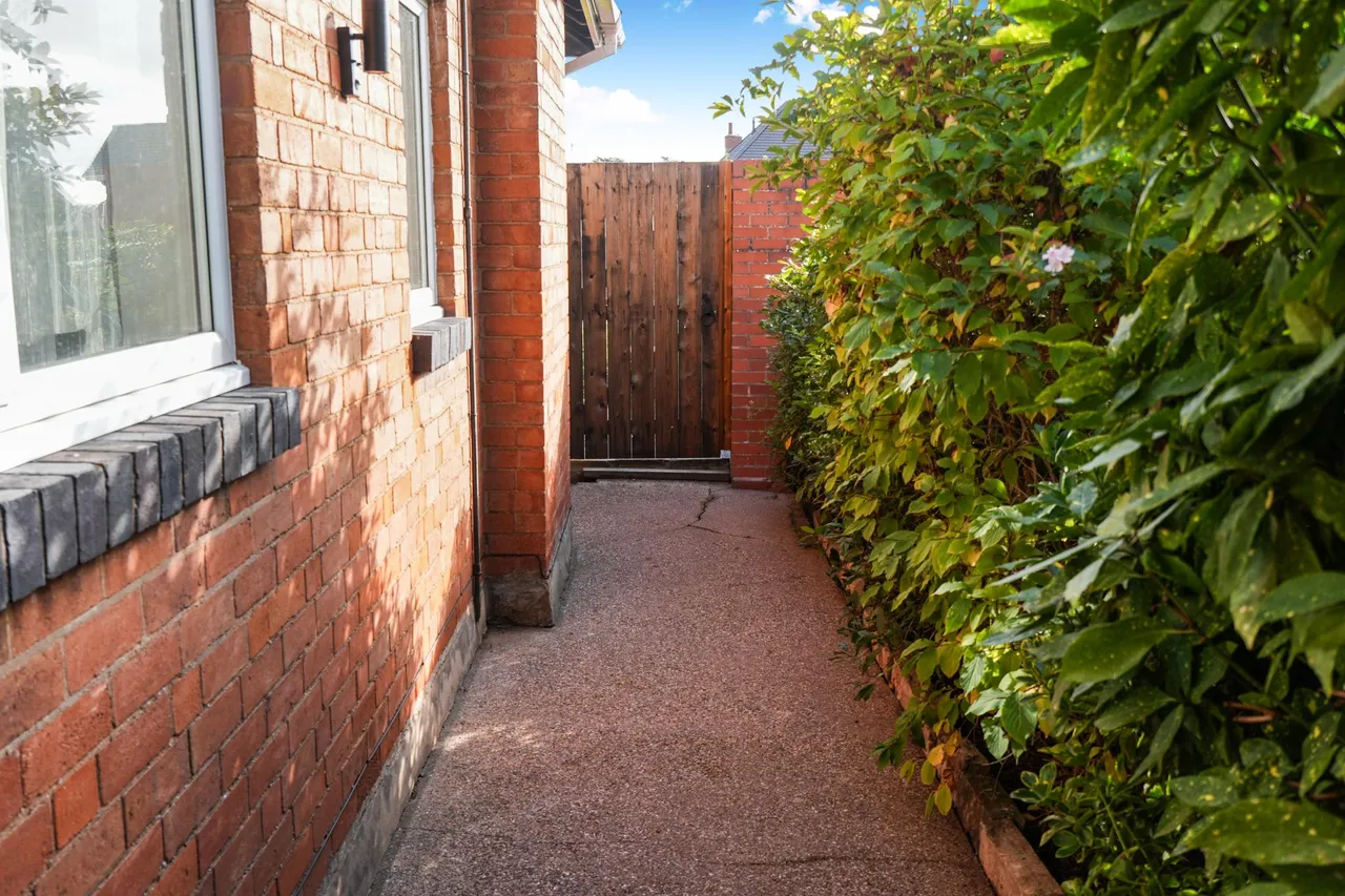 Feckenham Road, Redditch, B97, photo 29