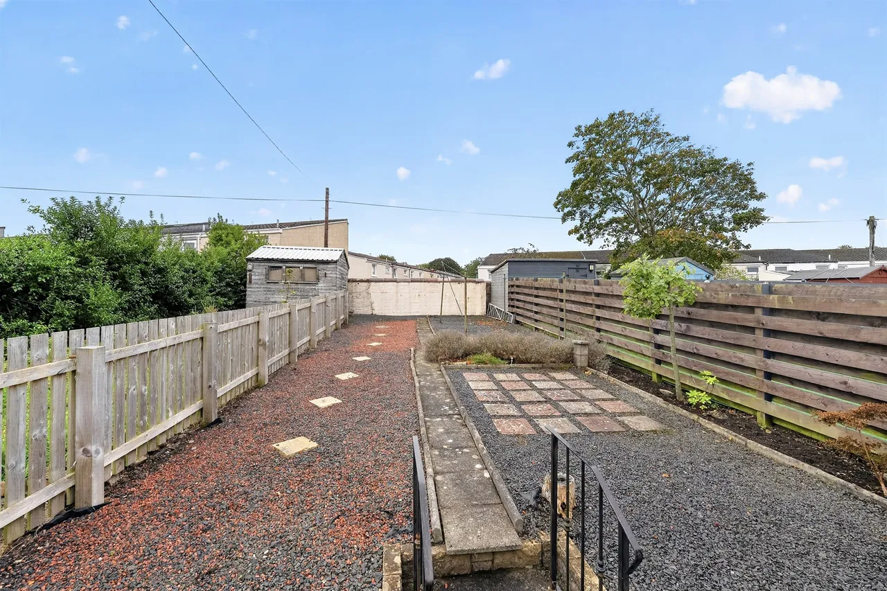 Townfoot, Dreghorn, KA11, photo 17