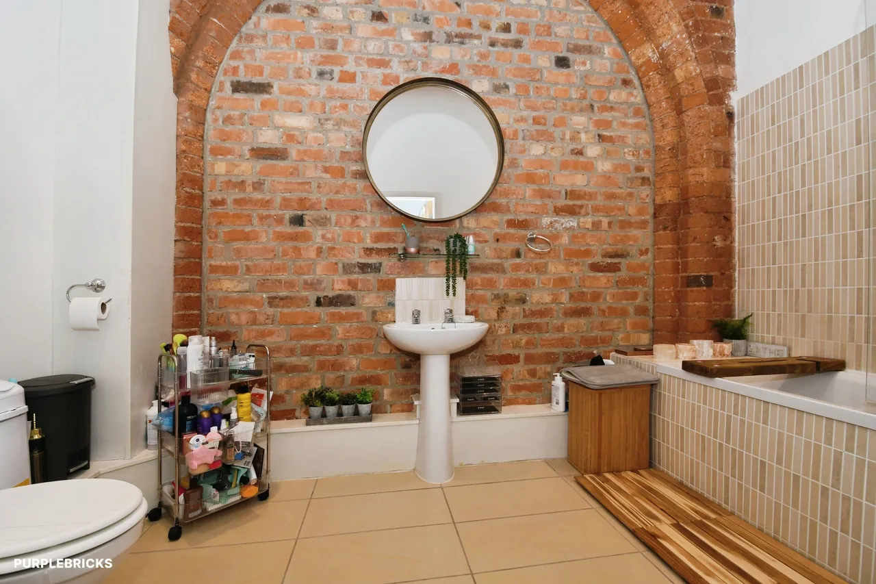 Warwick Brewery, Newark, NG24, photo 6