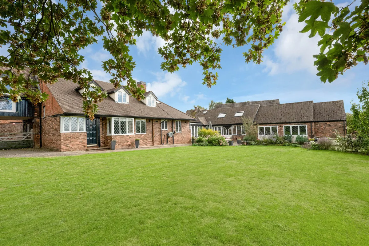 5 bed barn conversion for sale, Anstey Lane, Thurcaston, LE7