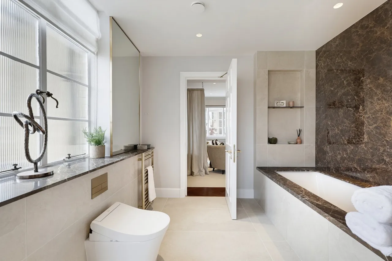 Grosvenor Square, Mayfair, W1K, photo 16