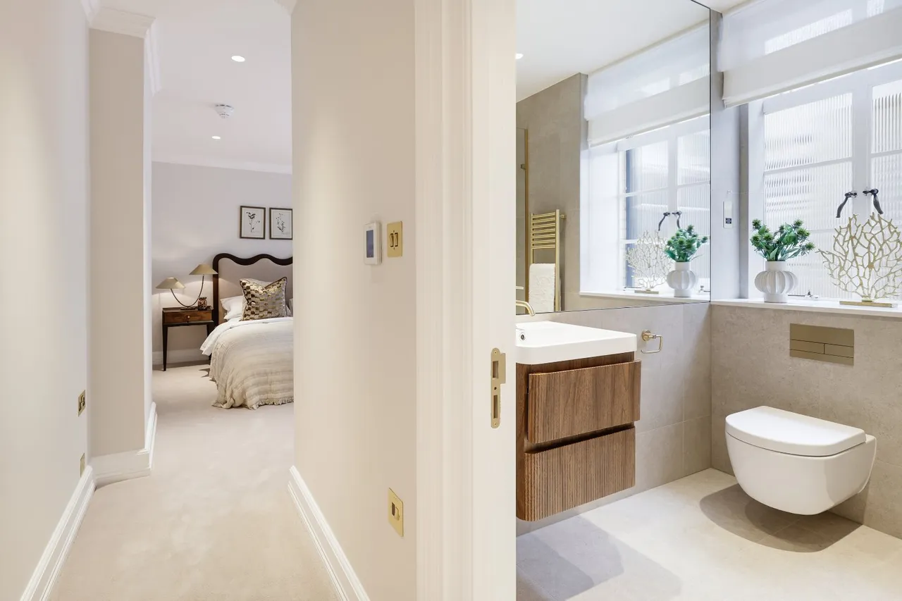 Grosvenor Square, Mayfair, W1K, photo 24