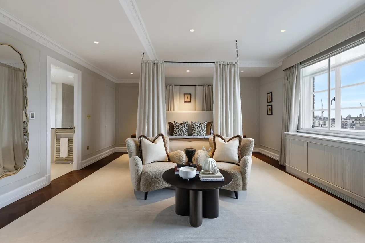 Grosvenor Square, Mayfair, W1K, photo 4