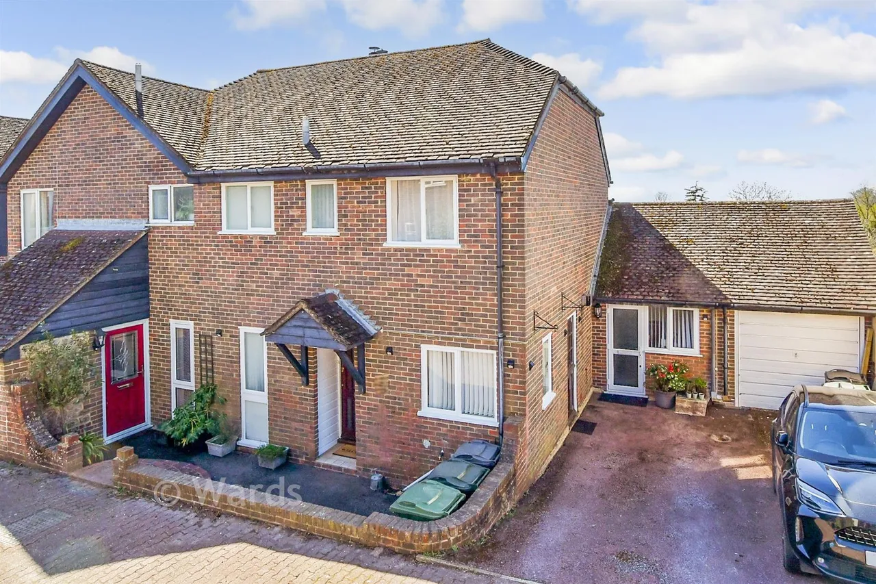 4 bed house for sale, Rock Hill Road, Egerton, TN27