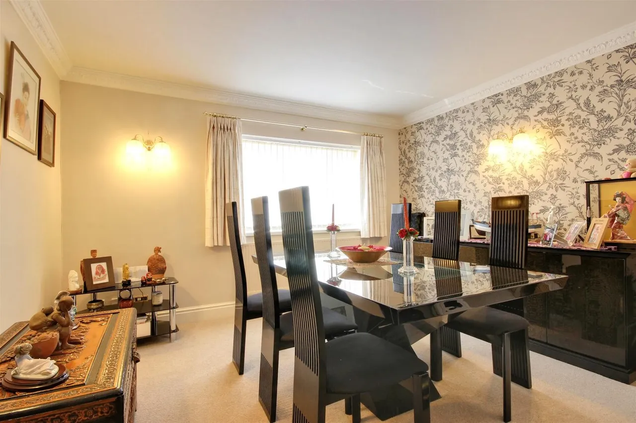 Northfield Close, South Cave, Brough, photo 15