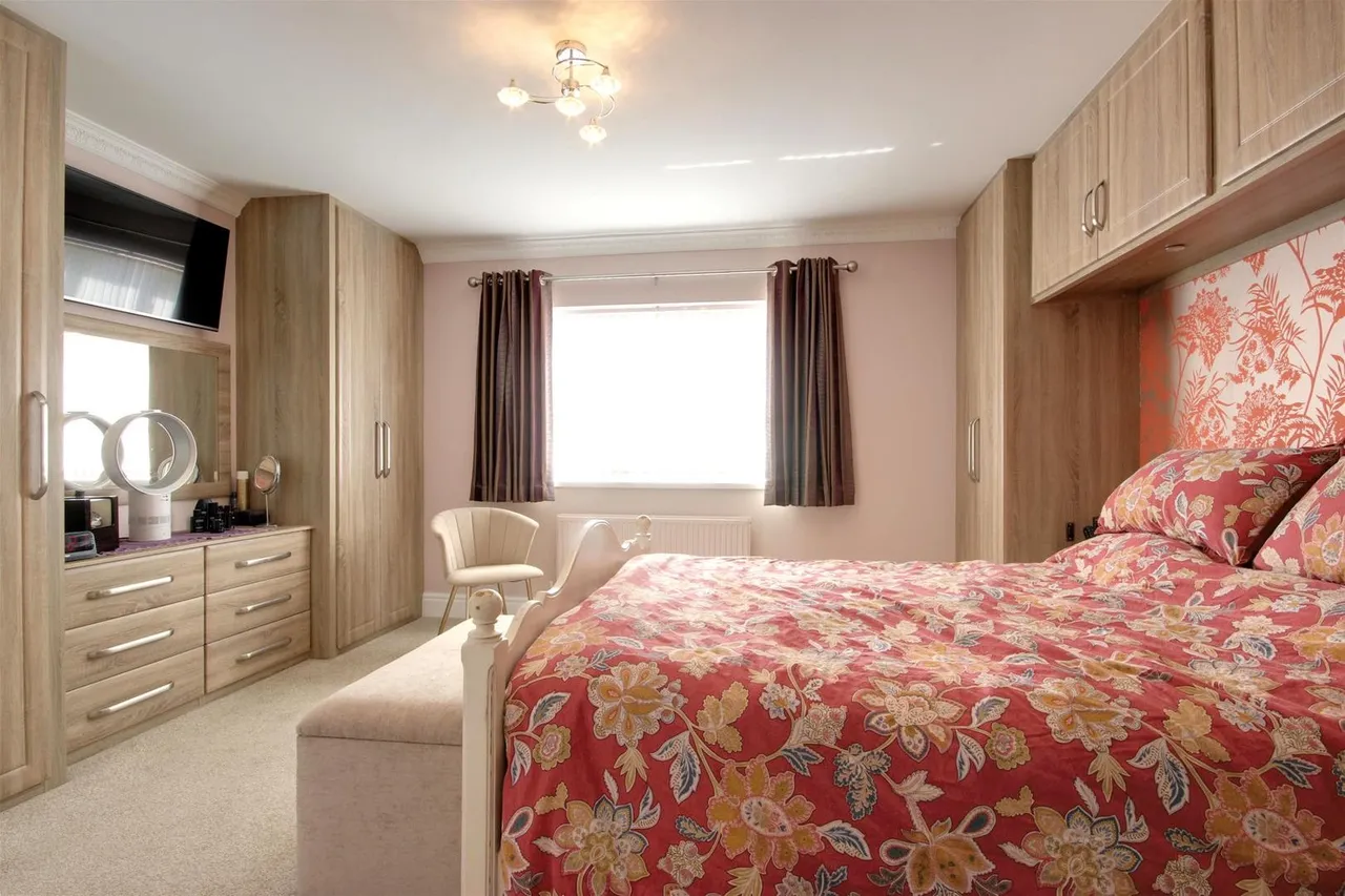 Northfield Close, South Cave, Brough, photo 18