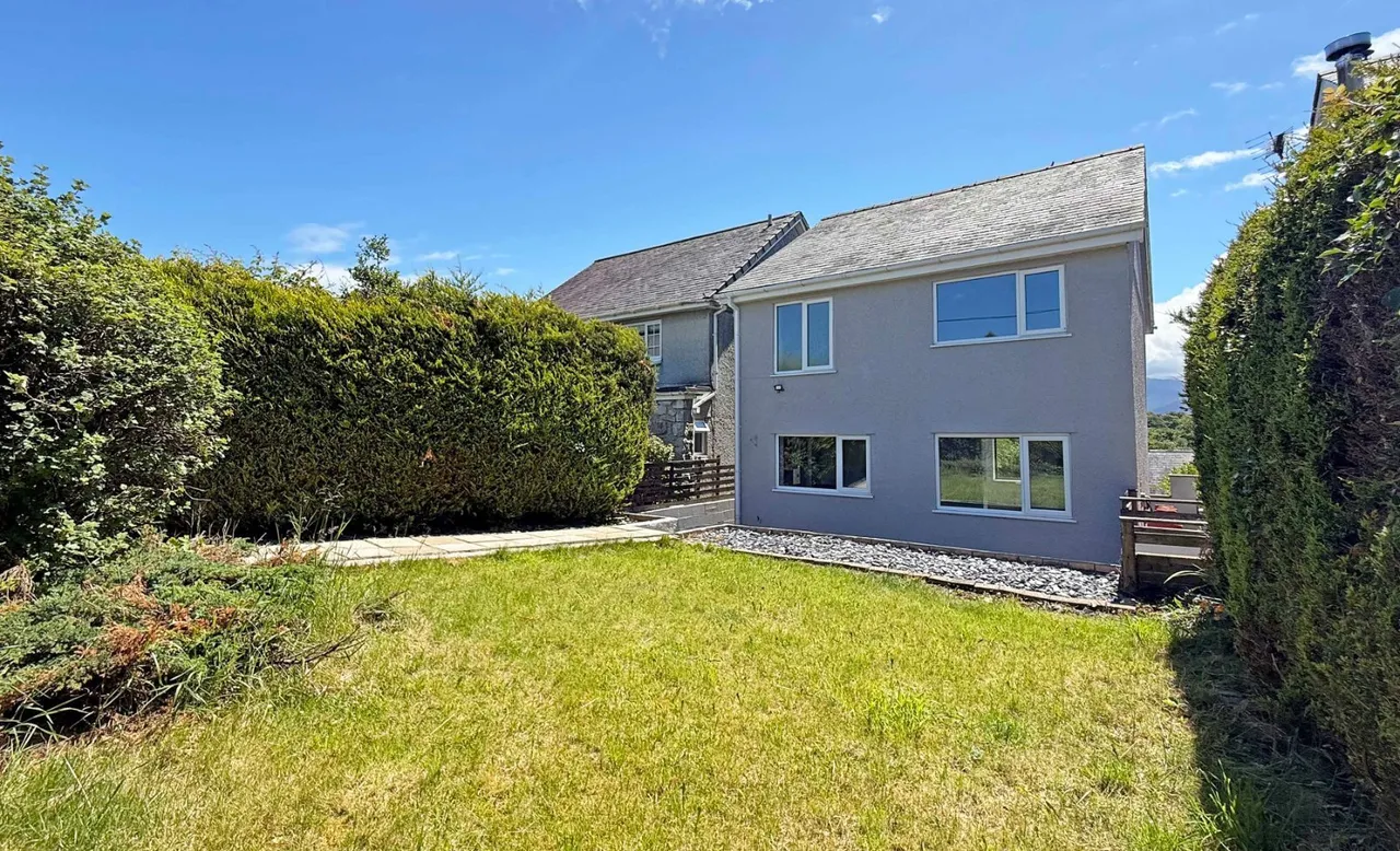 Bryn Eglwys, Penisarwaun, photo 6