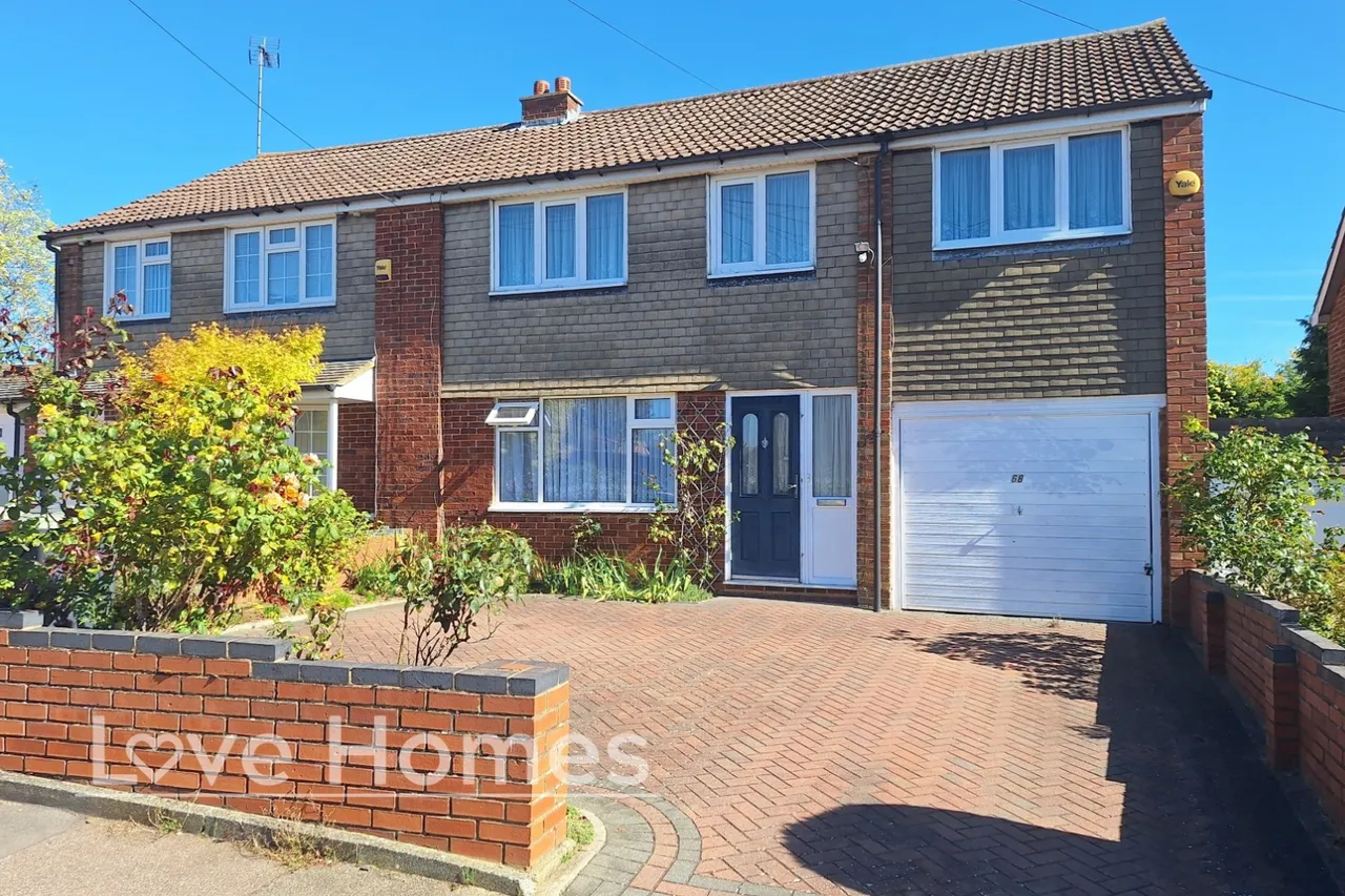 4 bed house for sale, Watermead Road, Luton, LU3
