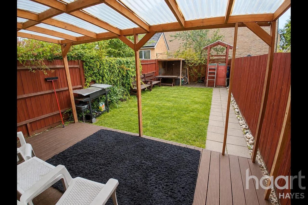Taywood Road, UB5, photo 3