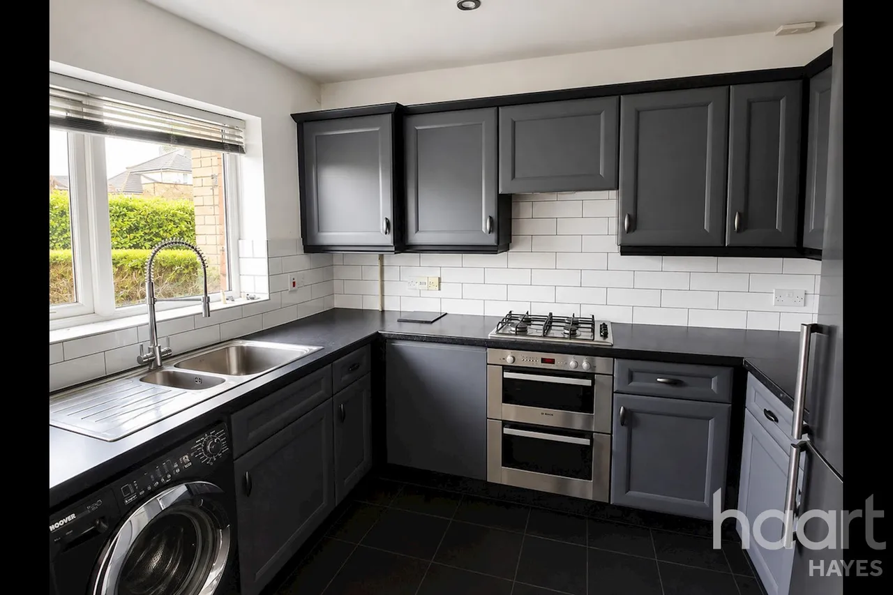 Taywood Road, UB5, photo 5