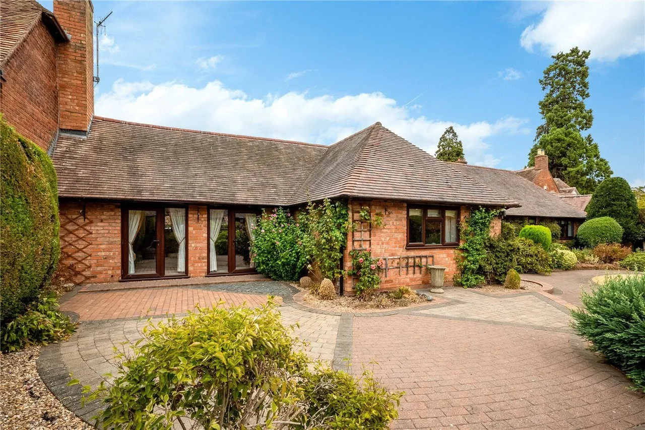 3 bed property for sale, Binton, Stratford-upon-Avon, CV37