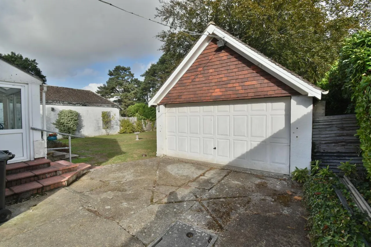 Greenwood Avenue, BH22, photo 25