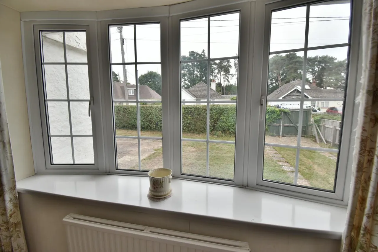 Greenwood Avenue, BH22, photo 8