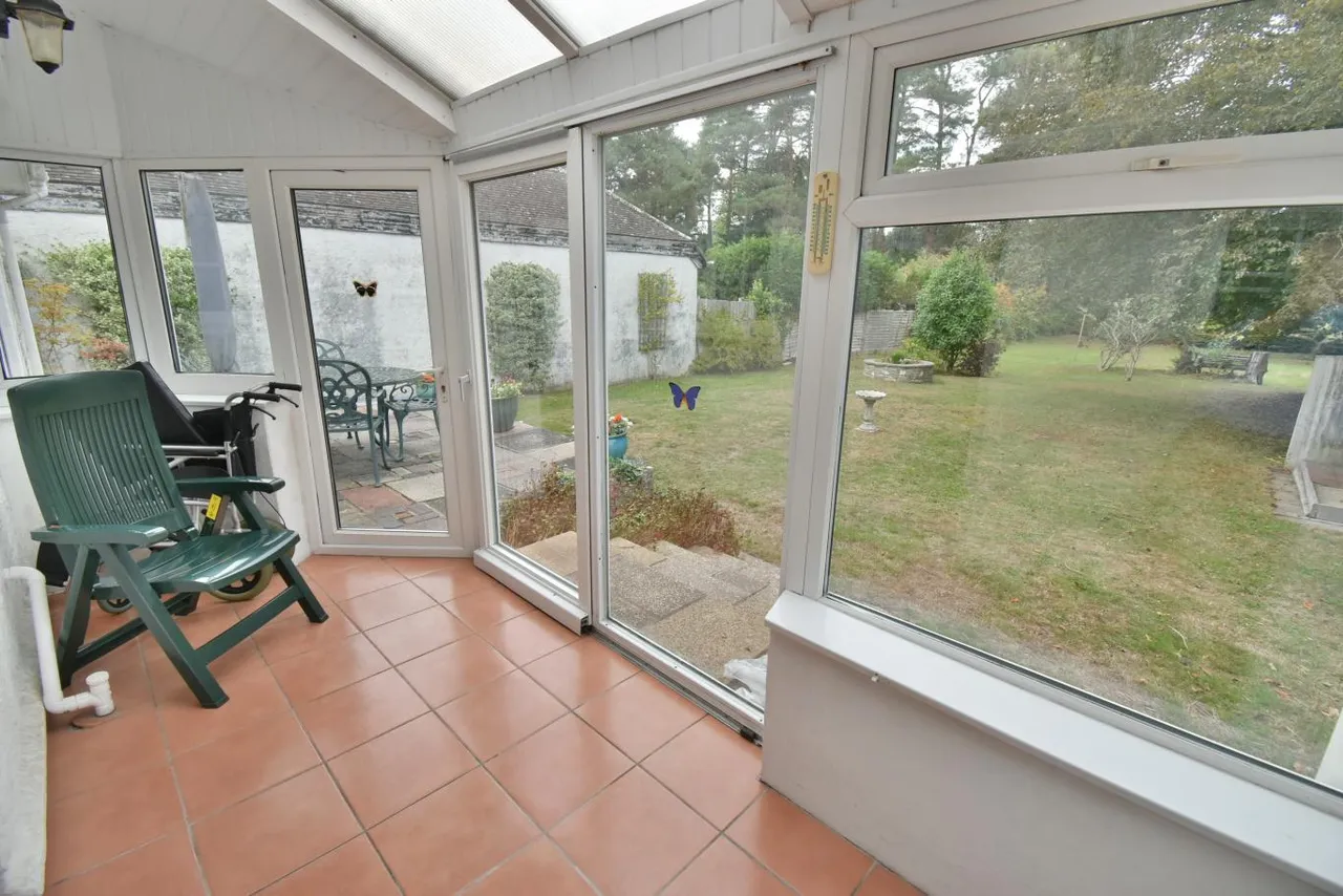 Greenwood Avenue, BH22, photo 11