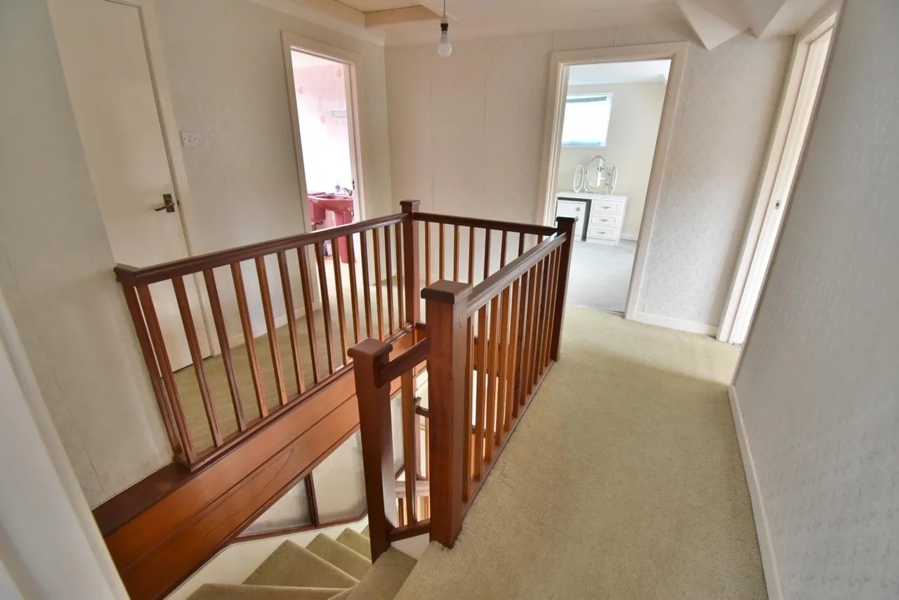 Greenwood Avenue, BH22, photo 18