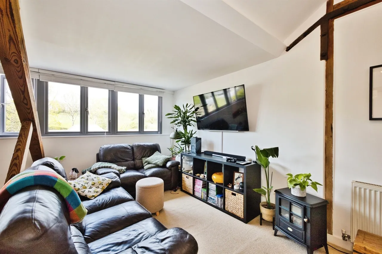 The Barley Yard, Crewkerne, TA18, photo 3