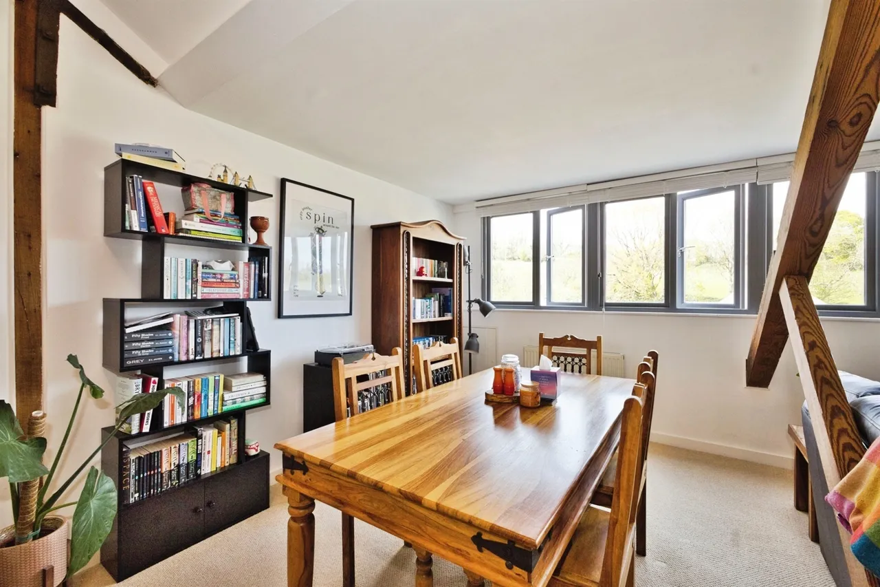 The Barley Yard, Crewkerne, TA18, photo 4