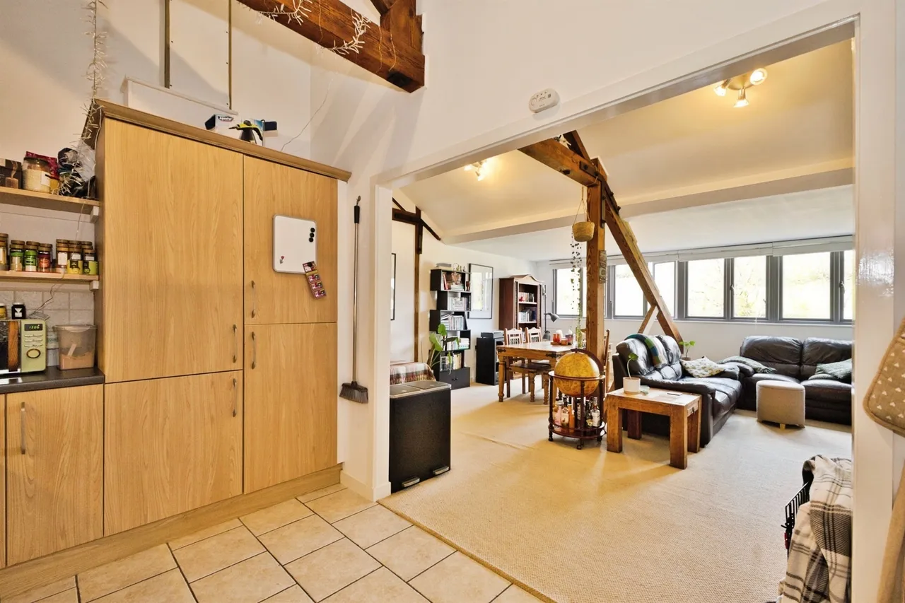 The Barley Yard, Crewkerne, TA18, photo 9