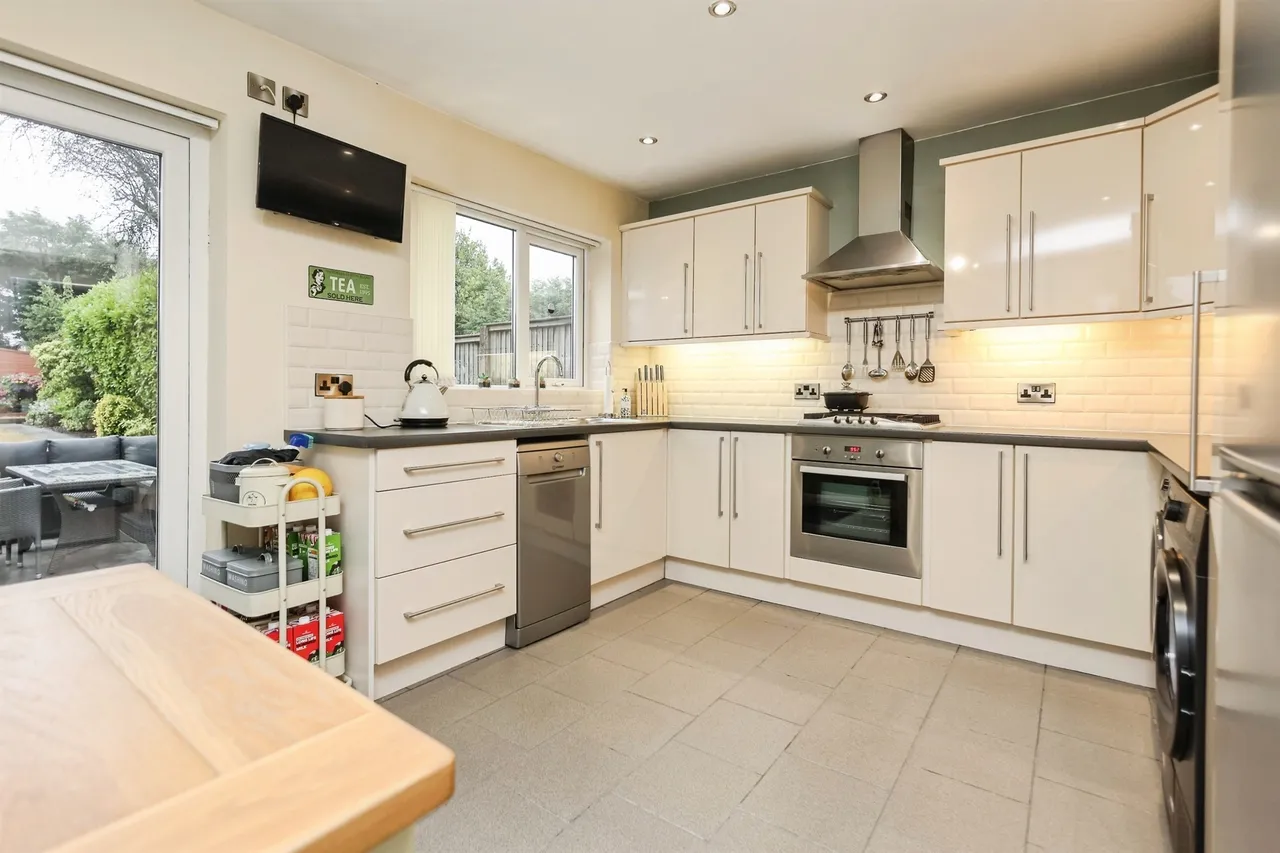 Marlborough Road, Castle Bromwich, B36, photo 3