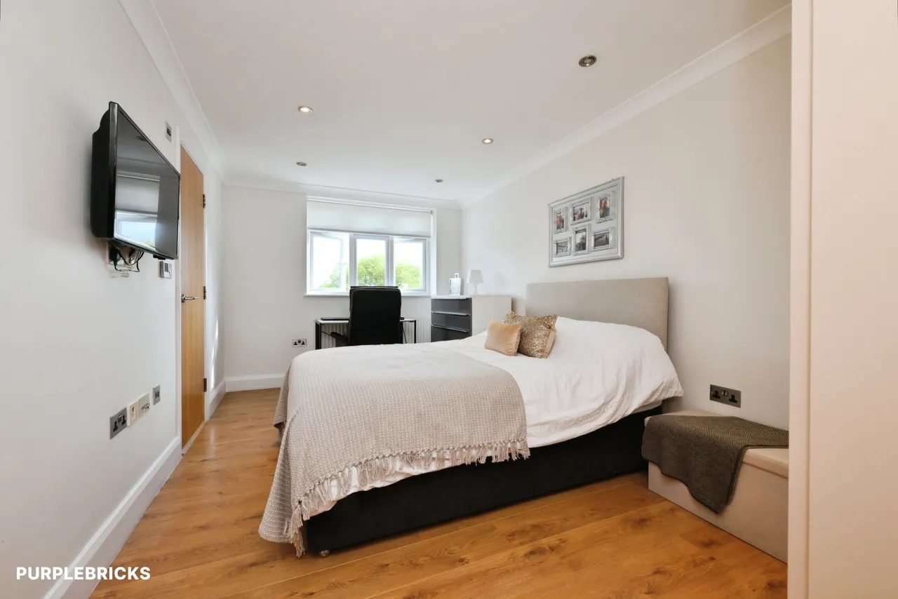Cuffley Hill, Waltham Cross, EN7, photo 17