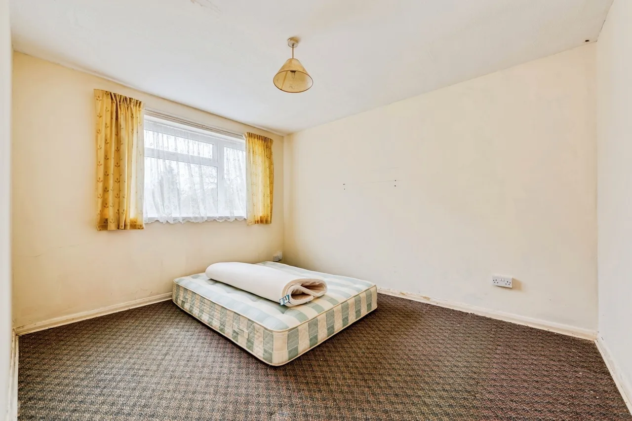 Colingsmead, Swindon, Wiltshire, SN3, photo 15