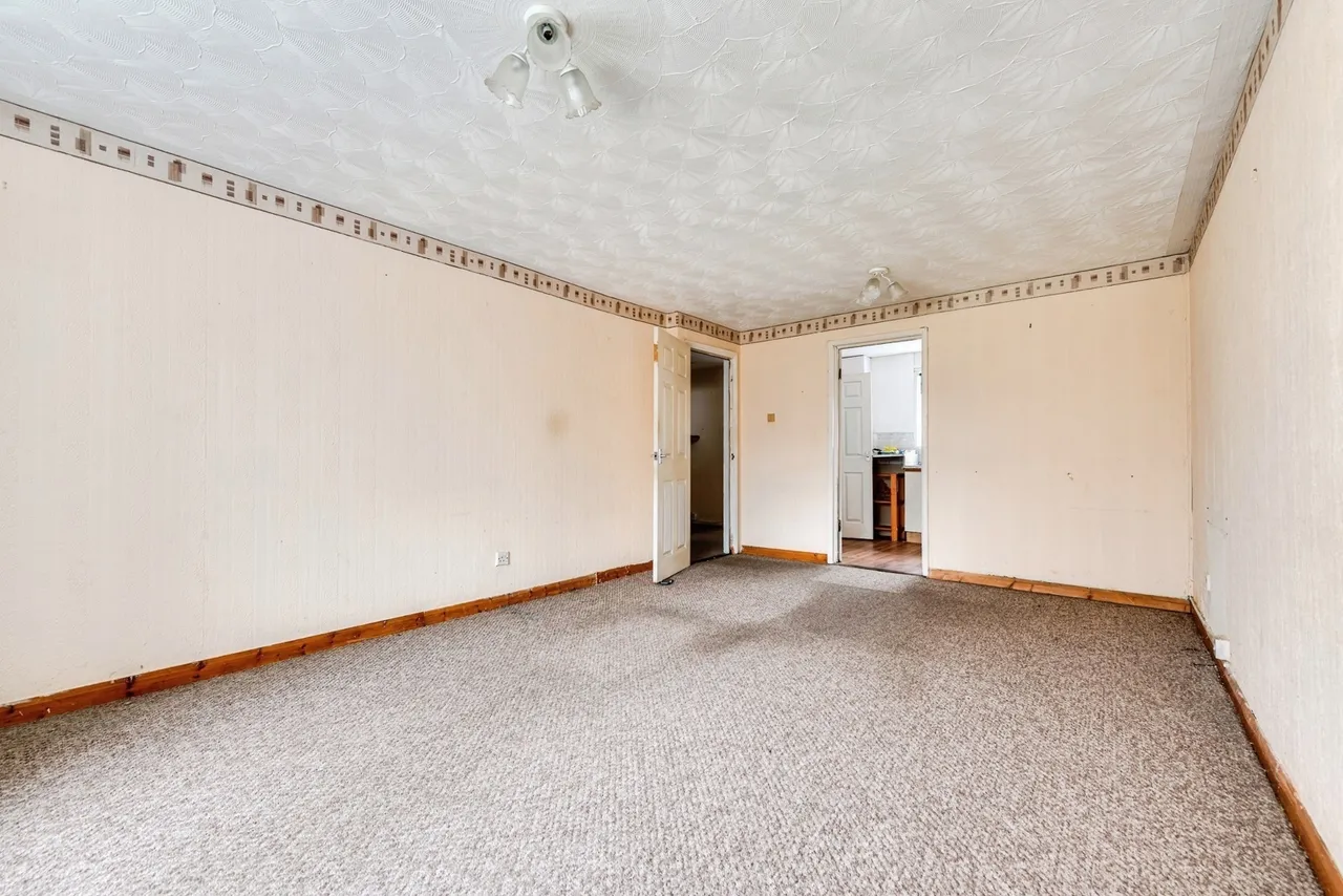 Colingsmead, Swindon, Wiltshire, SN3, photo 5