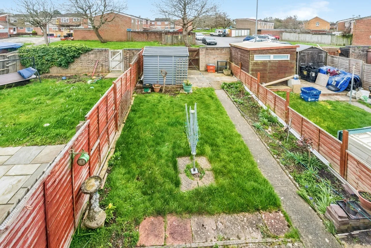 Colingsmead, Swindon, Wiltshire, SN3, photo 3
