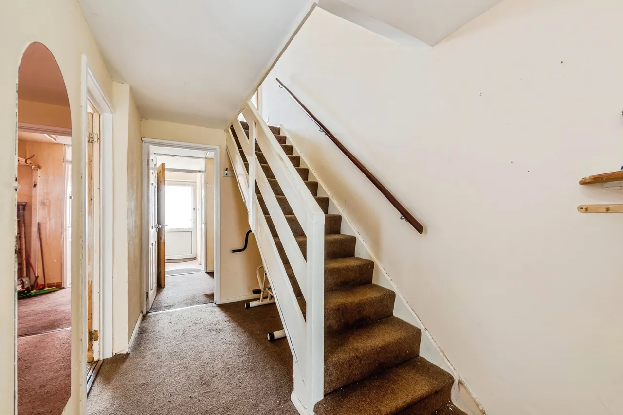 Colingsmead, Swindon, Wiltshire, SN3, photo 18