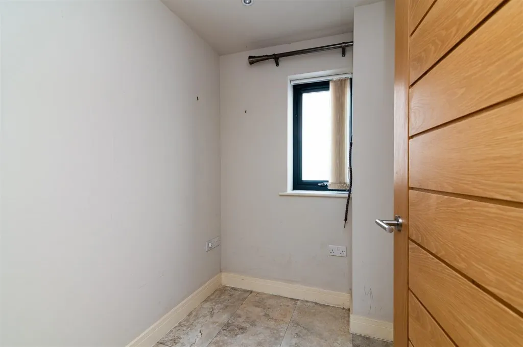 Foxhill Road, Burton Joyce, photo 11