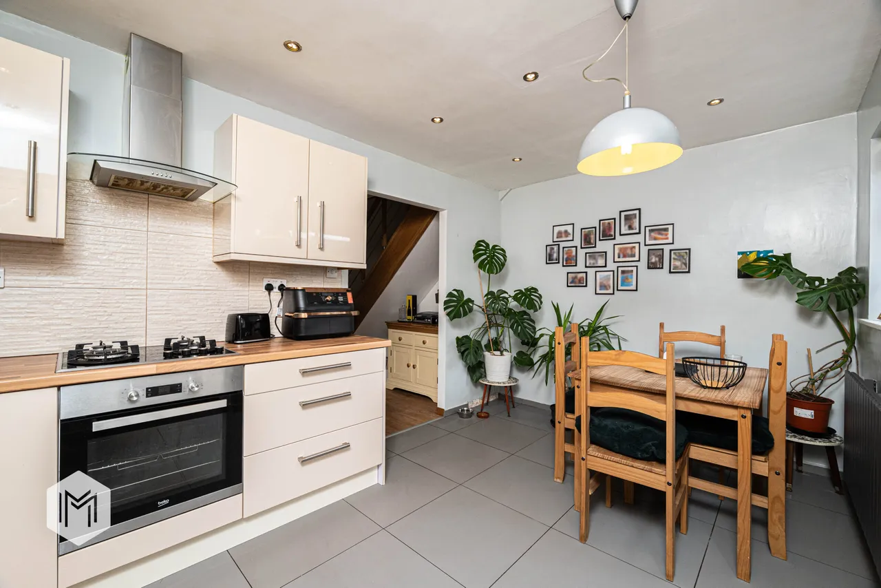 Barrett Court, Bury, BL9 7PL, photo 6