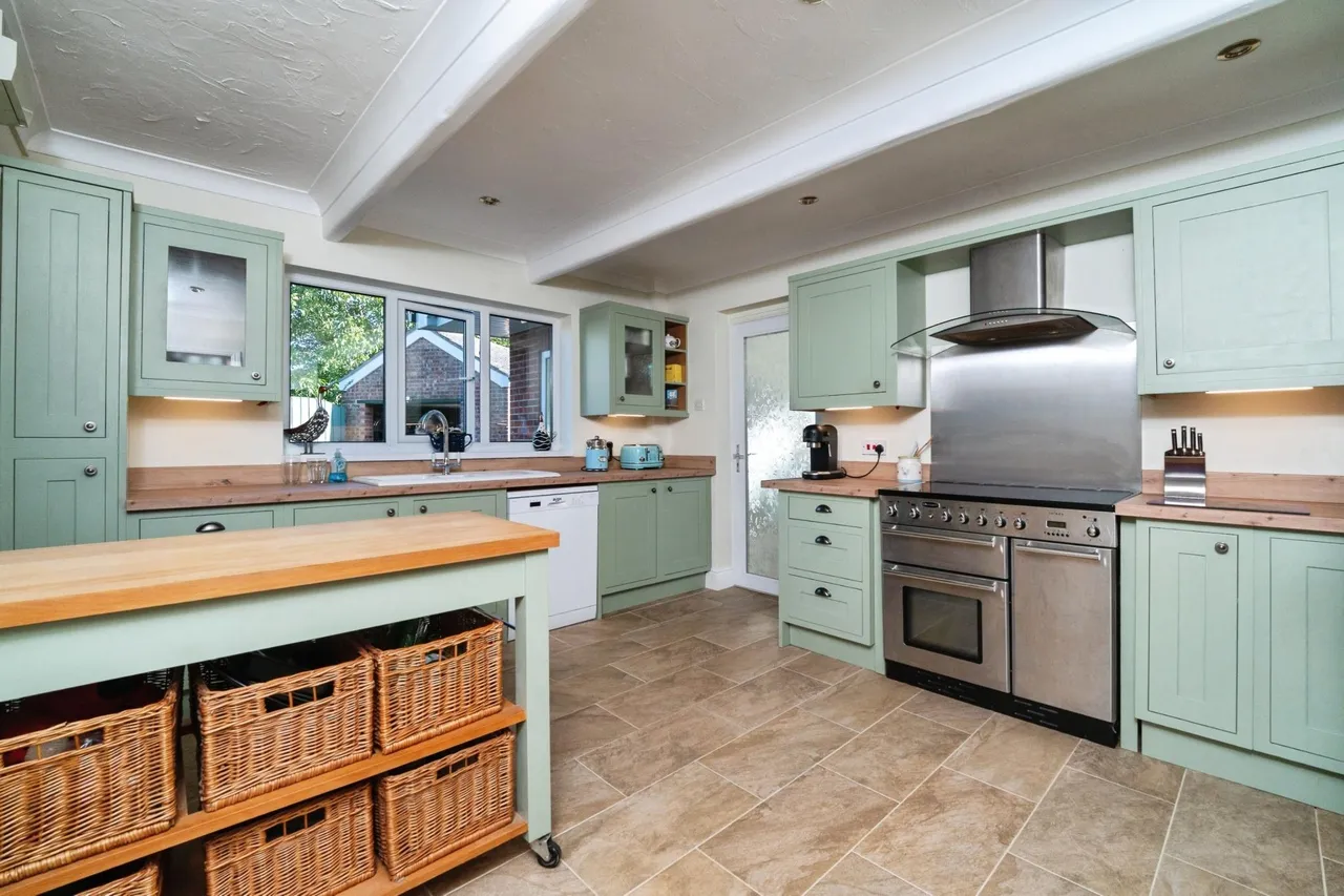 Smithfield, North Thoresby, DN36, photo 2