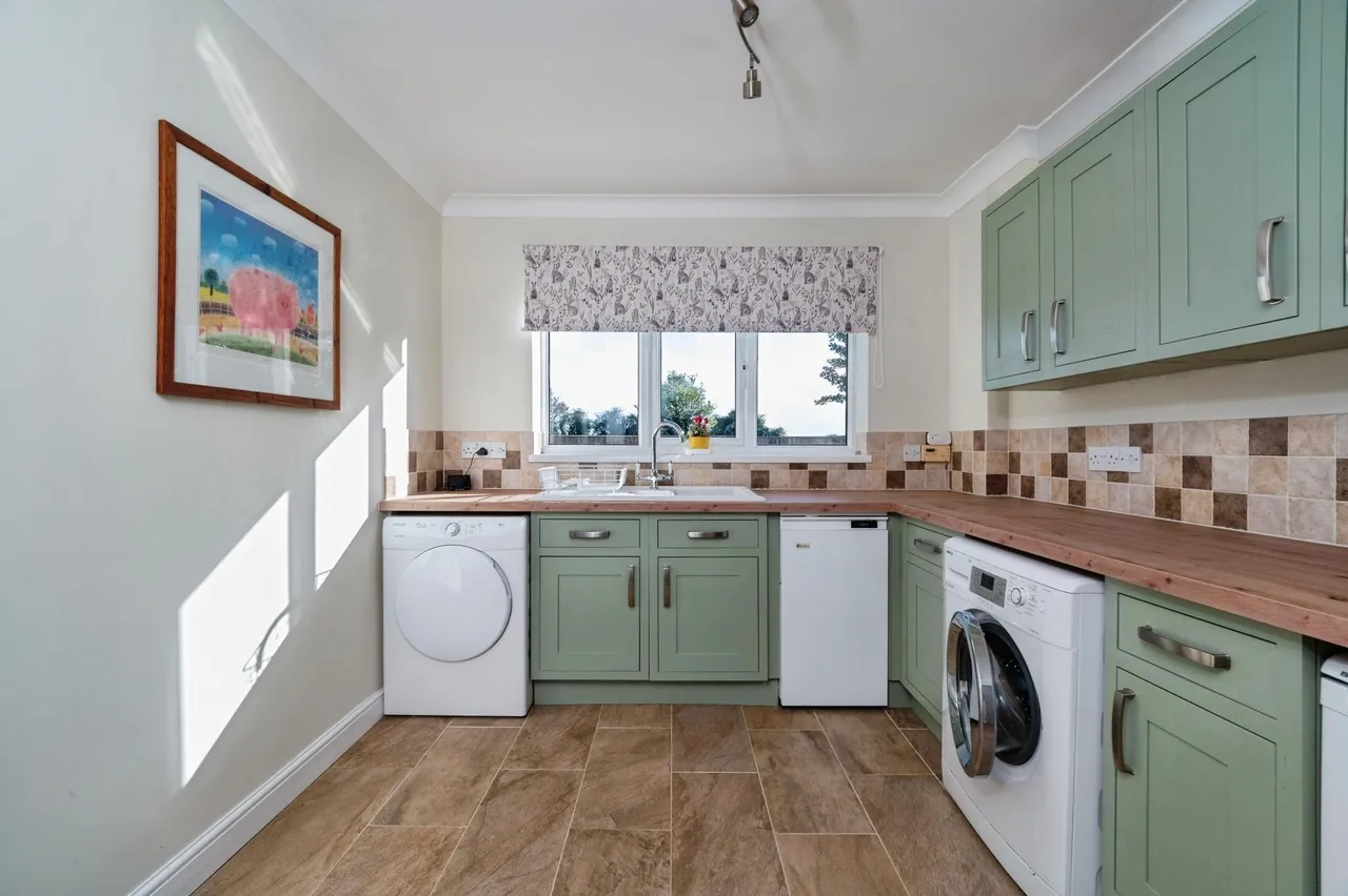 Smithfield, North Thoresby, DN36, photo 28