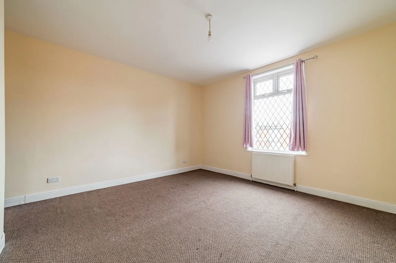 Rochdale Road, Heywood, photo 9