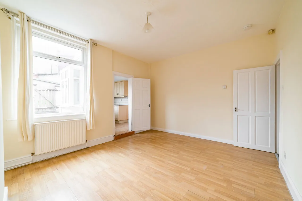 Rochdale Road, Heywood, photo 5