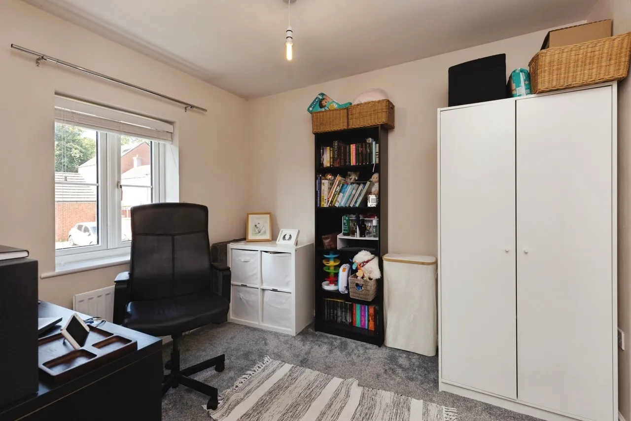 Harrolds Close, Dursley, GL11, photo 9