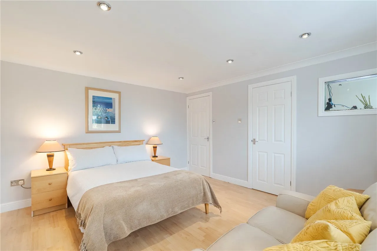 Springdale Road, Corfe Mullen, Wimborne, Dorset, BH21, photo 6