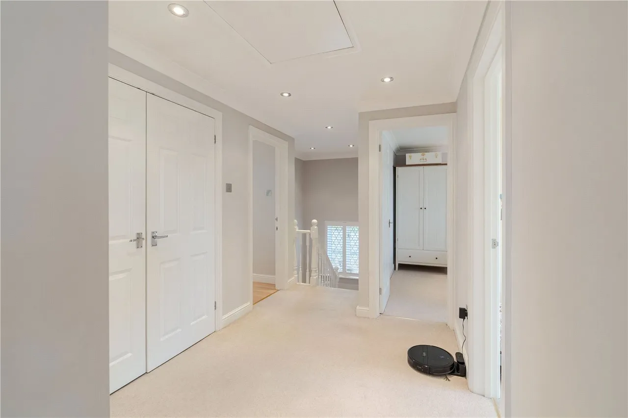 4 bed house for sale — Springdale Road, Corfe Mullen, Wimborne, Dorset, BH21