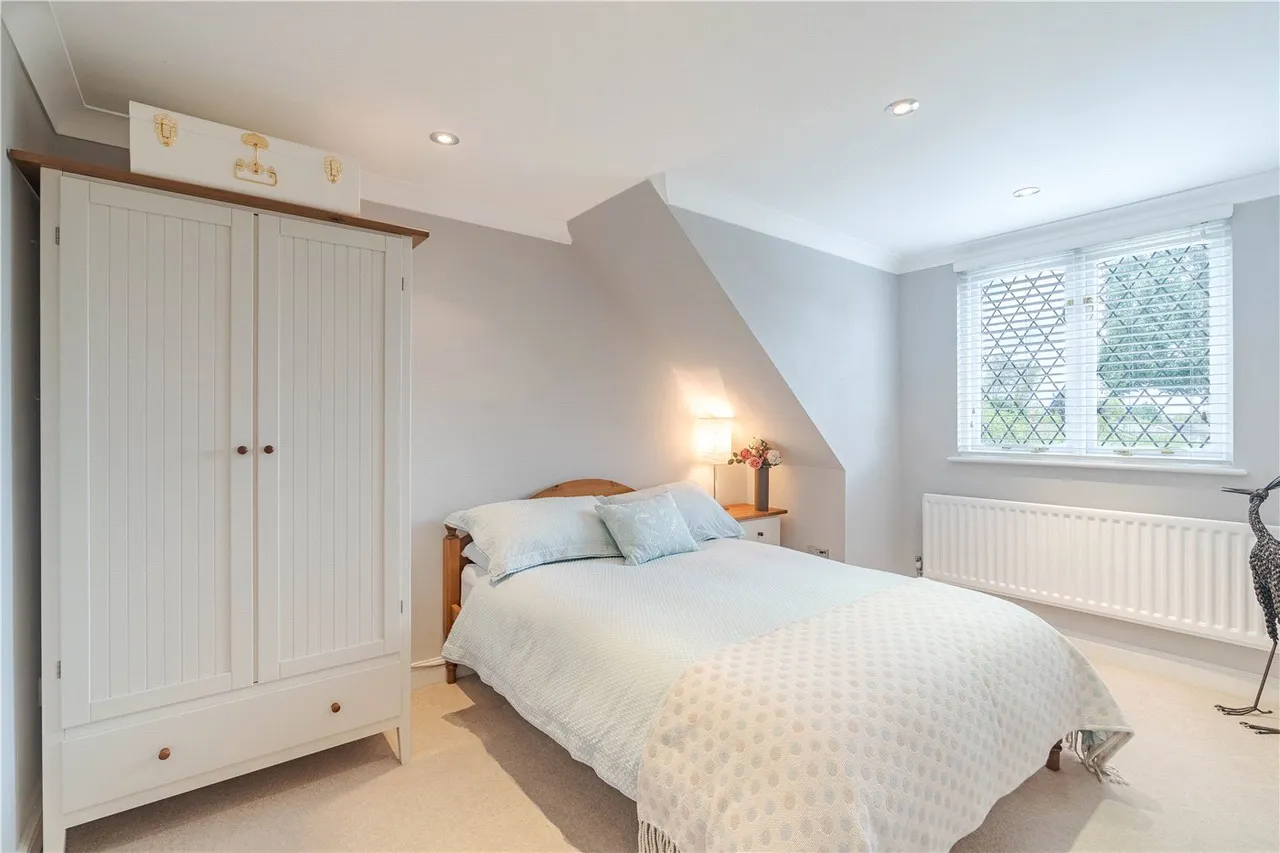 Springdale Road, Corfe Mullen, Wimborne, Dorset, BH21, photo 8