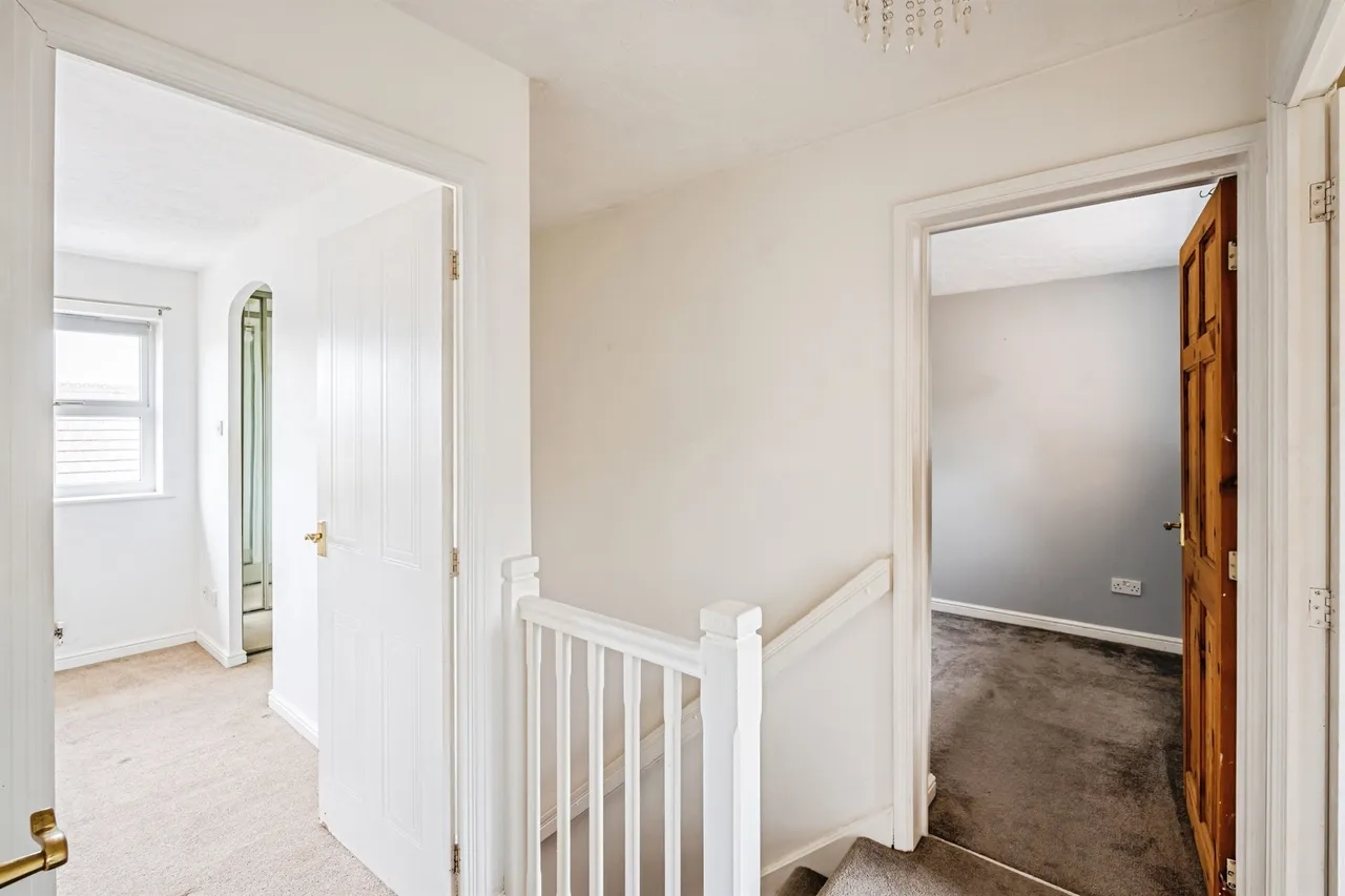 Beechfield Close, Stone Cross, BN24, photo 17