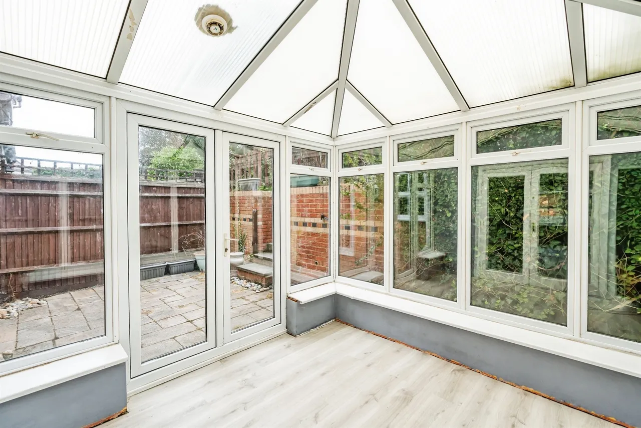 Beechfield Close, Stone Cross, BN24, photo 7
